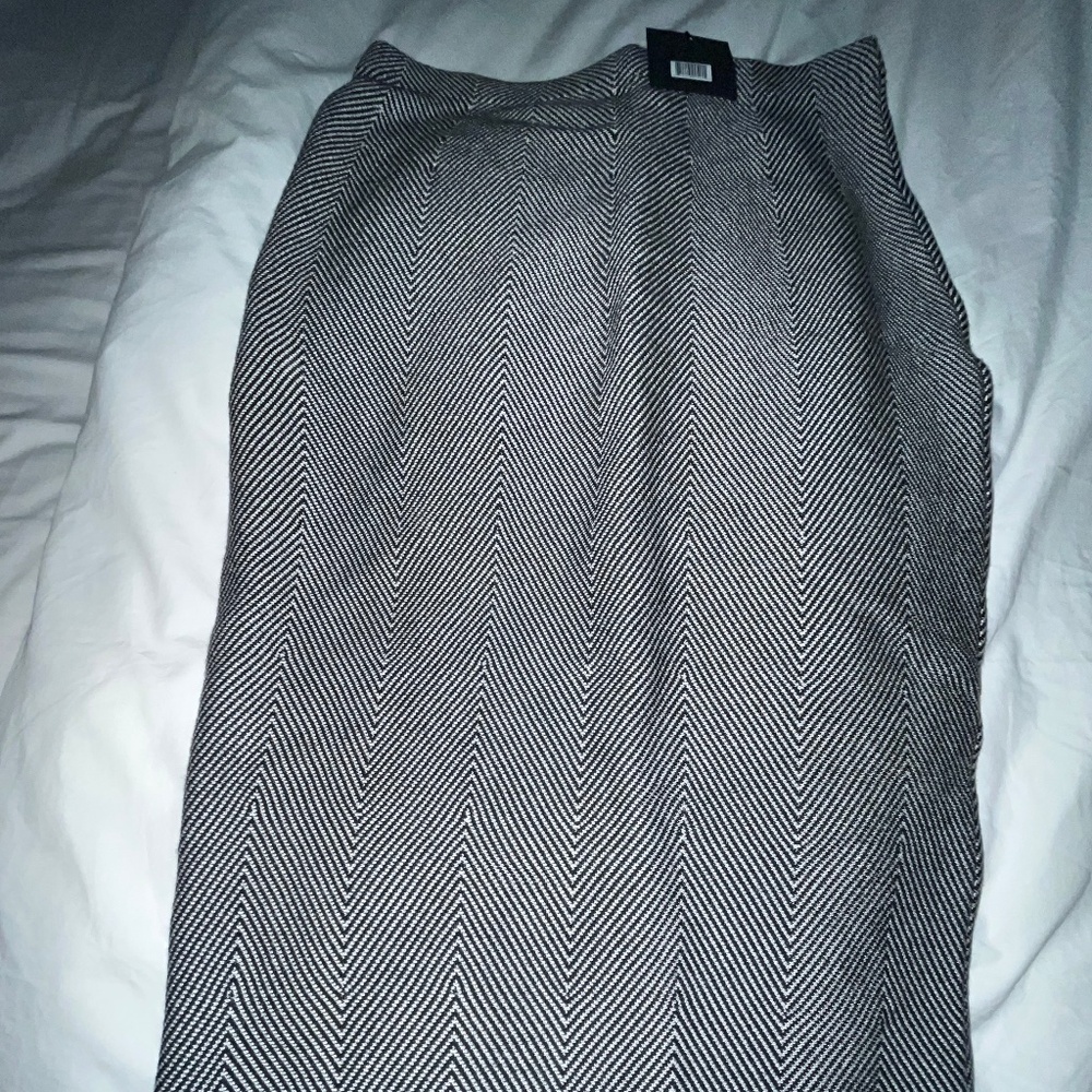 NWT office pencil midi skirt size S